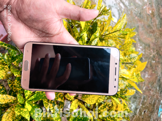 Samsung j4